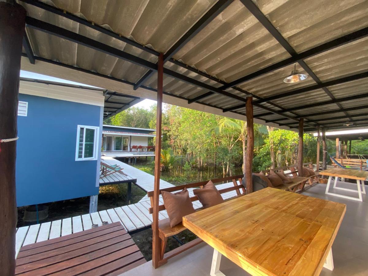 Pd Guesthouse Ko Kut Екстериор снимка