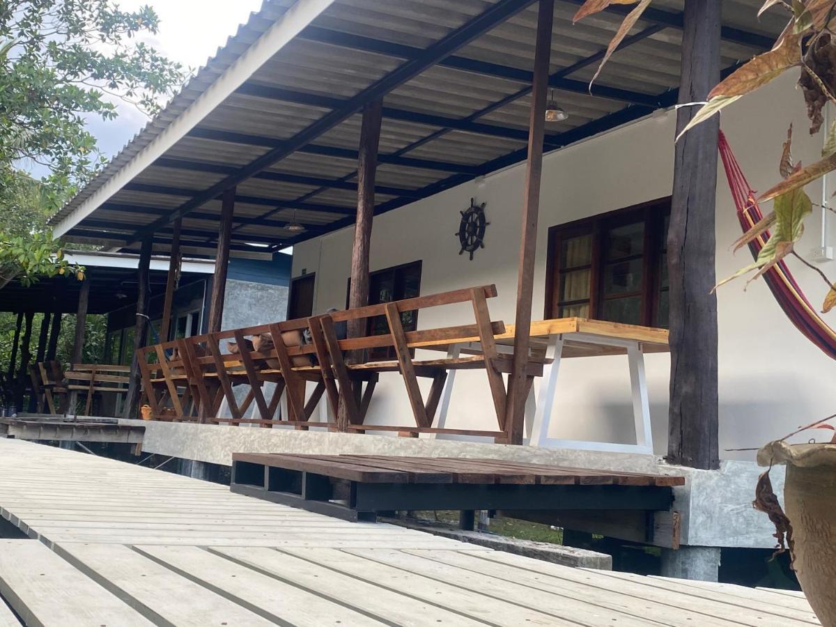 Pd Guesthouse Ko Kut Екстериор снимка